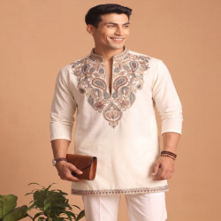 Men's Embroidered Lachaka Kurta with Bottom